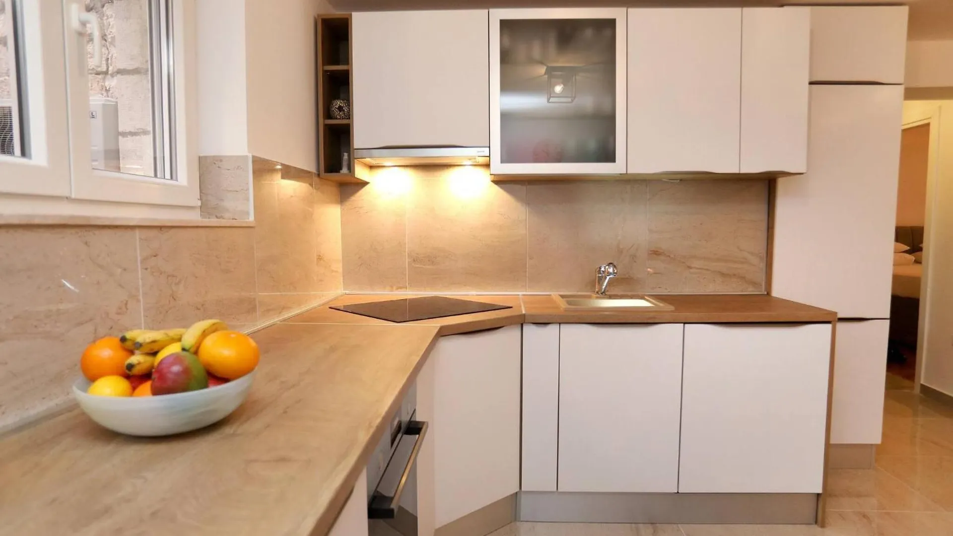 My Dalmatia - M Apartment Trogir With Free Parking And Roof Terrace
